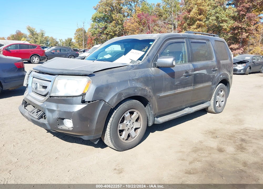 2011 HONDA PILOT TOURING VIN: 5FNYF4H97BB051771