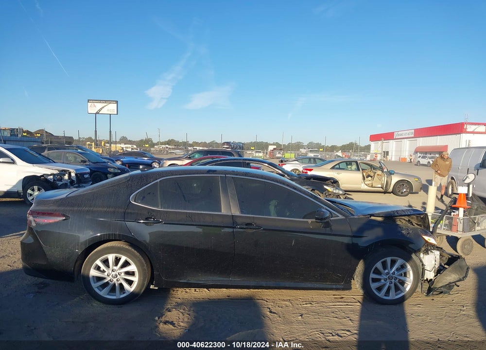 2021 TOYOTA CAMRY VIN: 4T1C11AK4MU490548