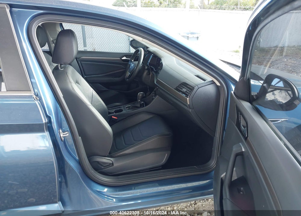 2019 VOLKSWAGEN JETTA 1.4T SEL PREMIUM VIN: 3VWG57BU7KM163444