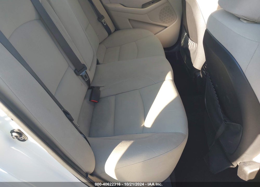 2014 KIA OPTIMA HYBRID LX VIN: KNAGM4AD2E5068108