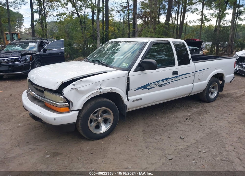 2002 CHEVROLET S-10 LS VIN: 1GCCS195128134659