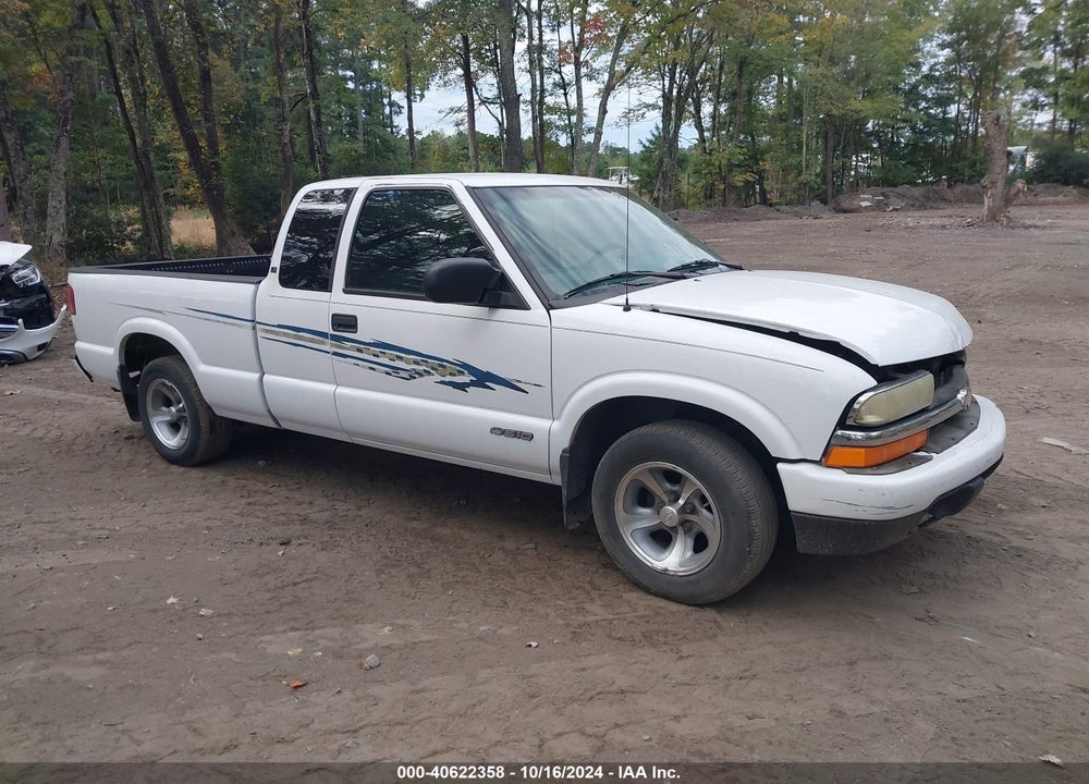2002 CHEVROLET S-10 LS VIN: 1GCCS195128134659