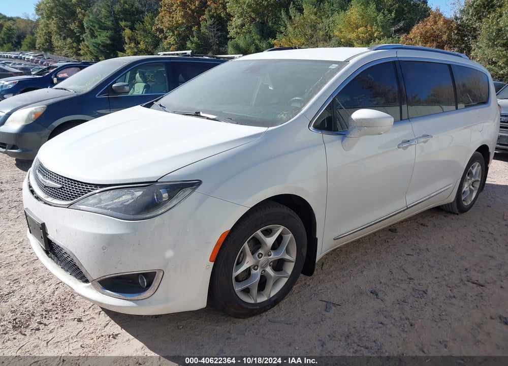 2017 CHRYSLER PACIFICA TOURING L PLUS VIN: 2C4RC1EG7HR684105