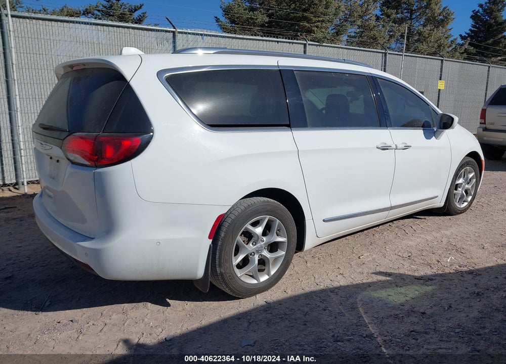 2017 CHRYSLER PACIFICA TOURING L PLUS VIN: 2C4RC1EG7HR684105