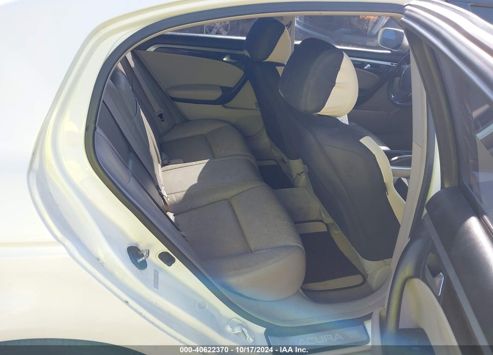 2007 ACURA TL 3.2 VIN: 19UUA66237A023045