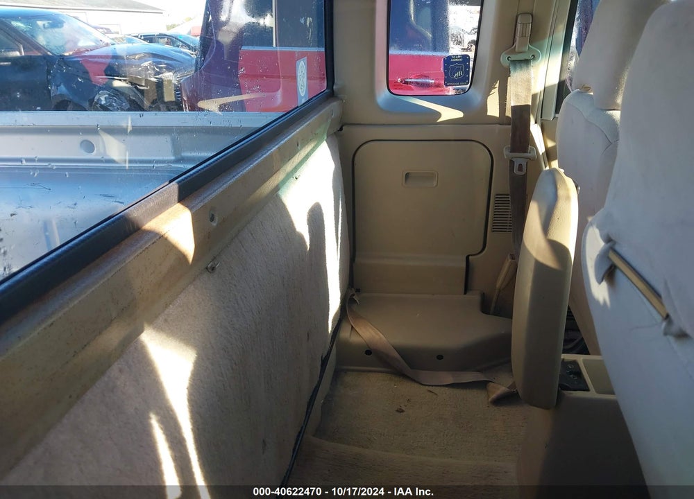 1998 NISSAN FRONTIER SE/XE VIN: 1N6DD26S6WC343782