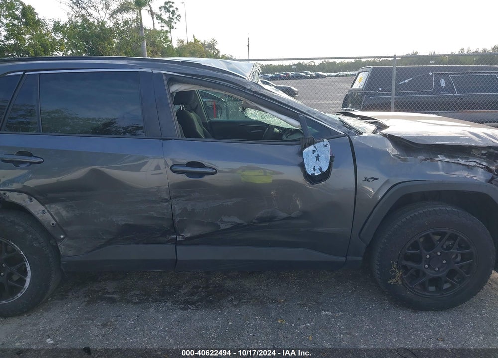 2020 TOYOTA RAV4 XLE VIN: 2T3W1RFV2LC073533