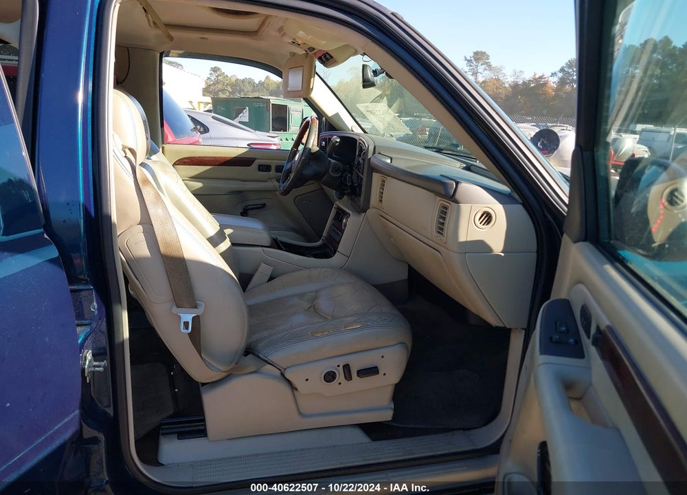 2005 CADILLAC ESCALADE STANDARD VIN: 1GYEK63N35R123220