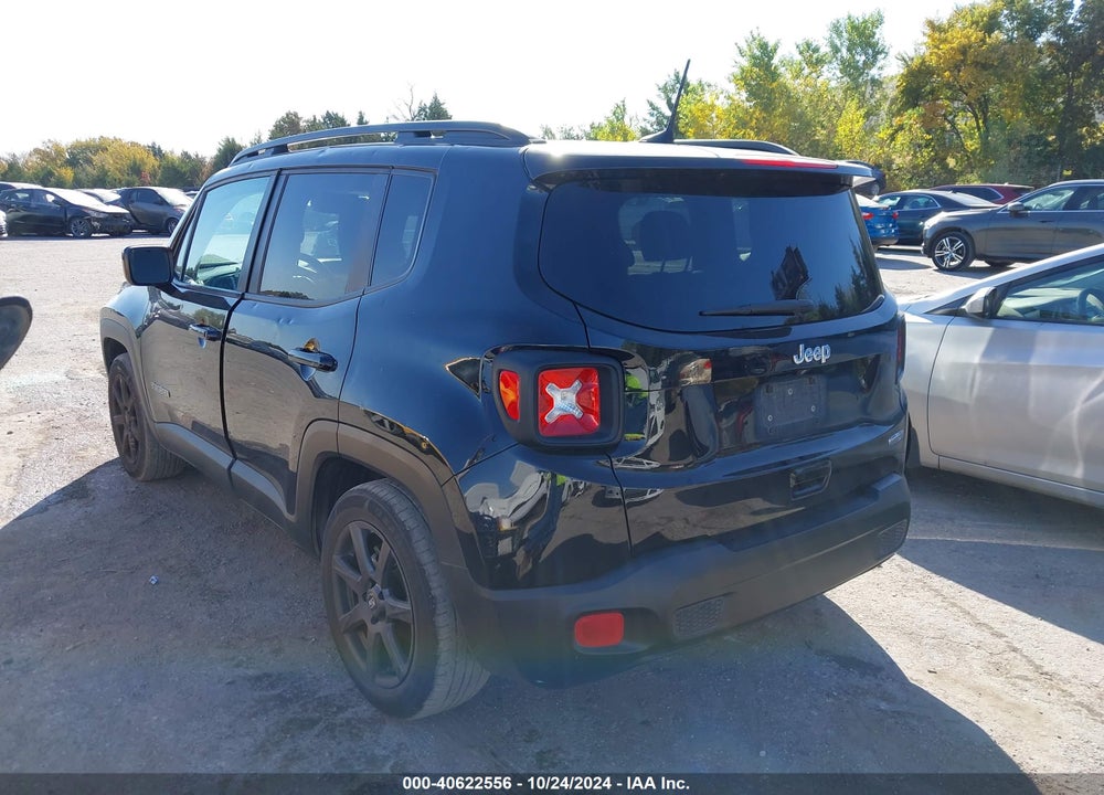 2018 JEEP RENEGADE LATITUDE FWD VIN: ZACCJABB0JPG70593