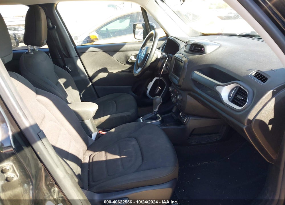 2018 JEEP RENEGADE LATITUDE FWD VIN: ZACCJABB0JPG70593