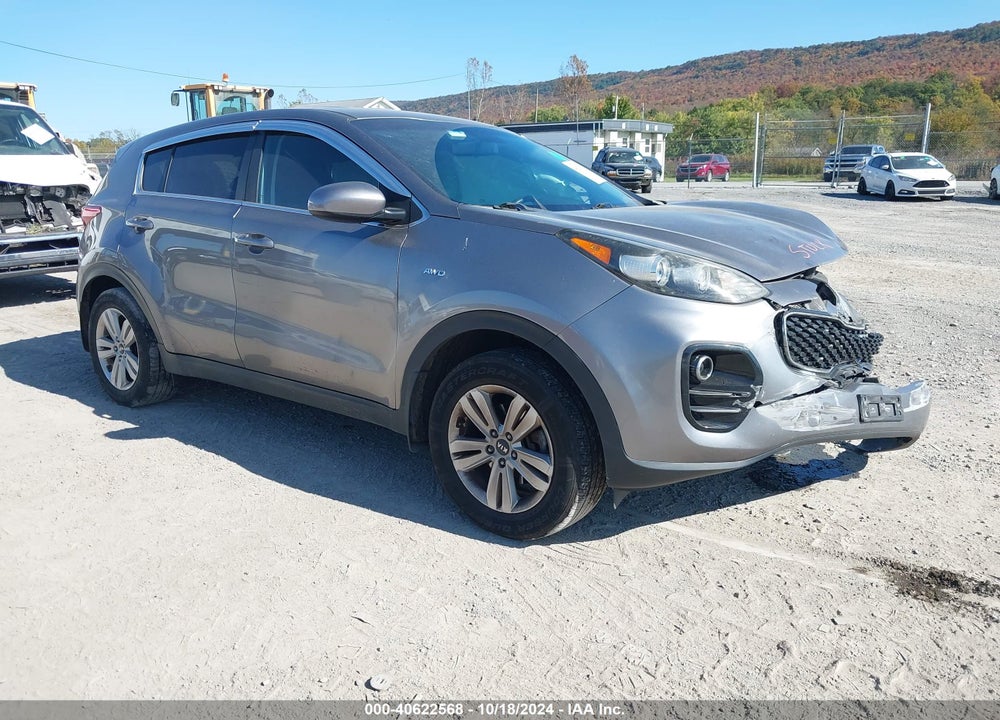 2018 KIA SPORTAGE LX VIN: KNDPMCAC0J7426406