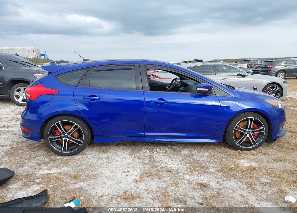 2015 FORD FOCUS ST VIN: 1FADP3L90FL247153