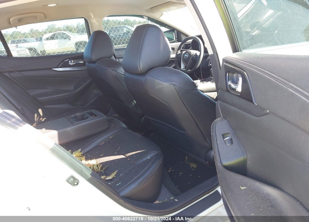 2019 NISSAN MAXIMA VIN: 1N4AA6AV8KC369548