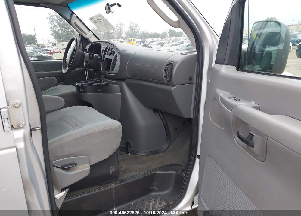 2008 FORD E-350 SUPER DUTY XL/XLT VIN: 1FBNE31L88DA26050