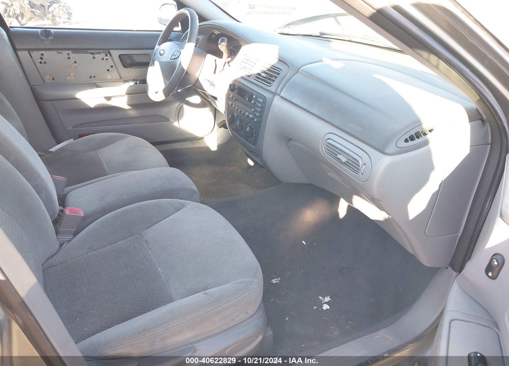 2003 FORD TAURUS SES VIN: 1FAFP55U03G260222