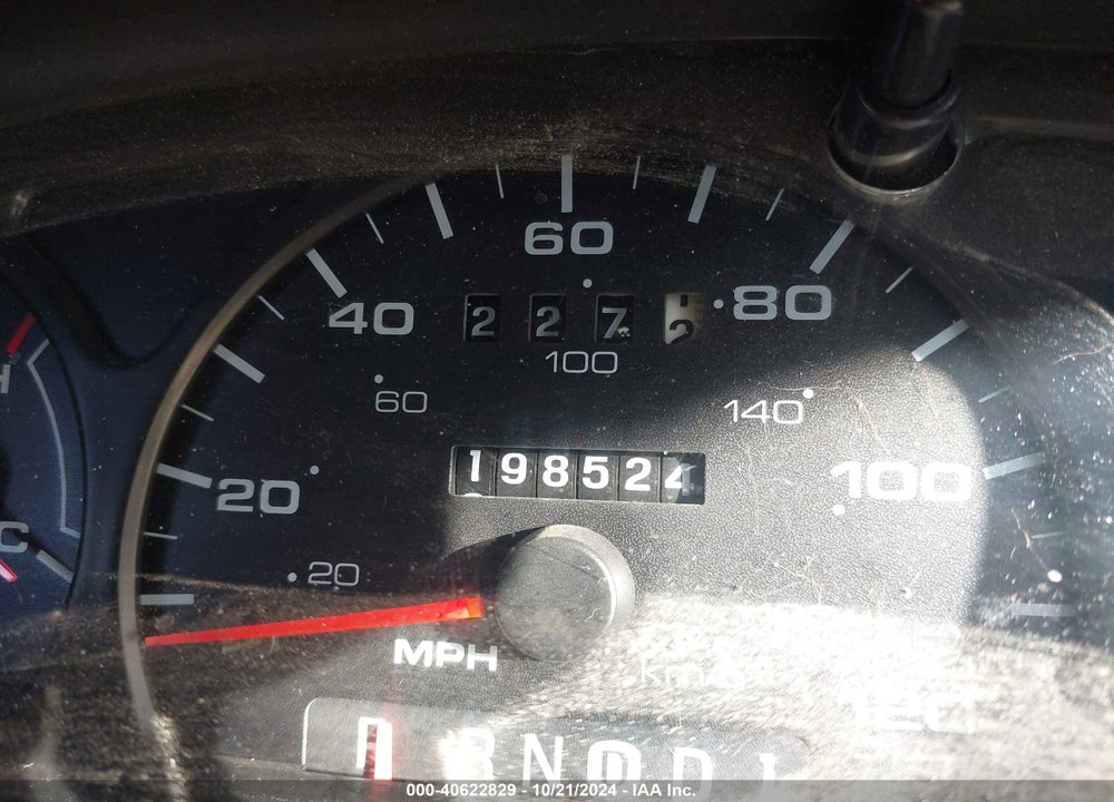2003 FORD TAURUS SES VIN: 1FAFP55U03G260222