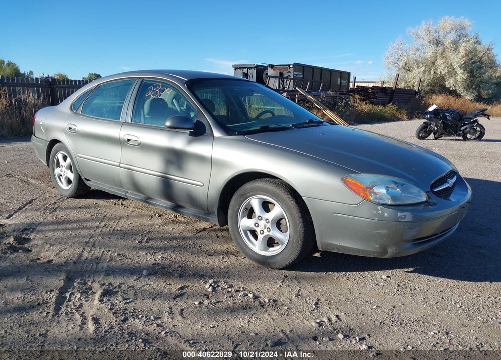 2003 FORD TAURUS SES VIN: 1FAFP55U03G260222