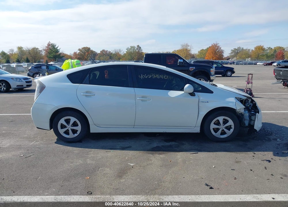 2012 TOYOTA PRIUS TWO VIN: JTDKN3DU7C1522129