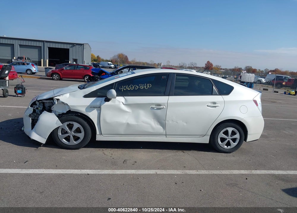 2012 TOYOTA PRIUS TWO VIN: JTDKN3DU7C1522129