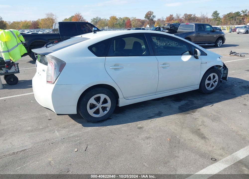 2012 TOYOTA PRIUS TWO VIN: JTDKN3DU7C1522129