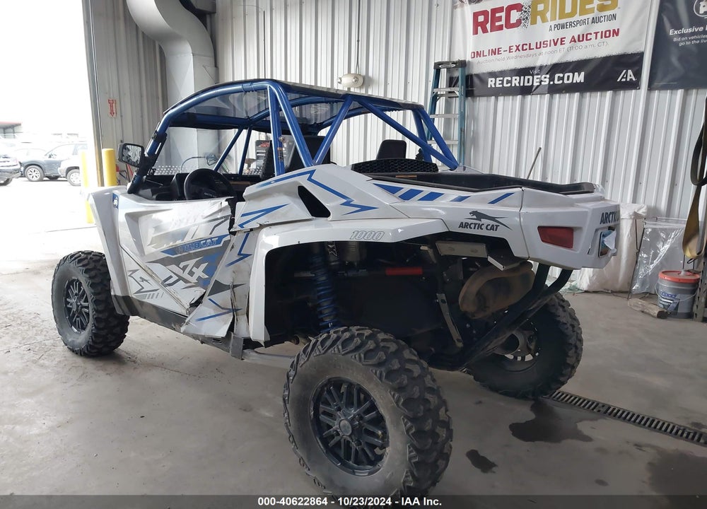 2022 ARCTIC CAT WILDCAT XX VIN: 4UF1R4LG1NT300350