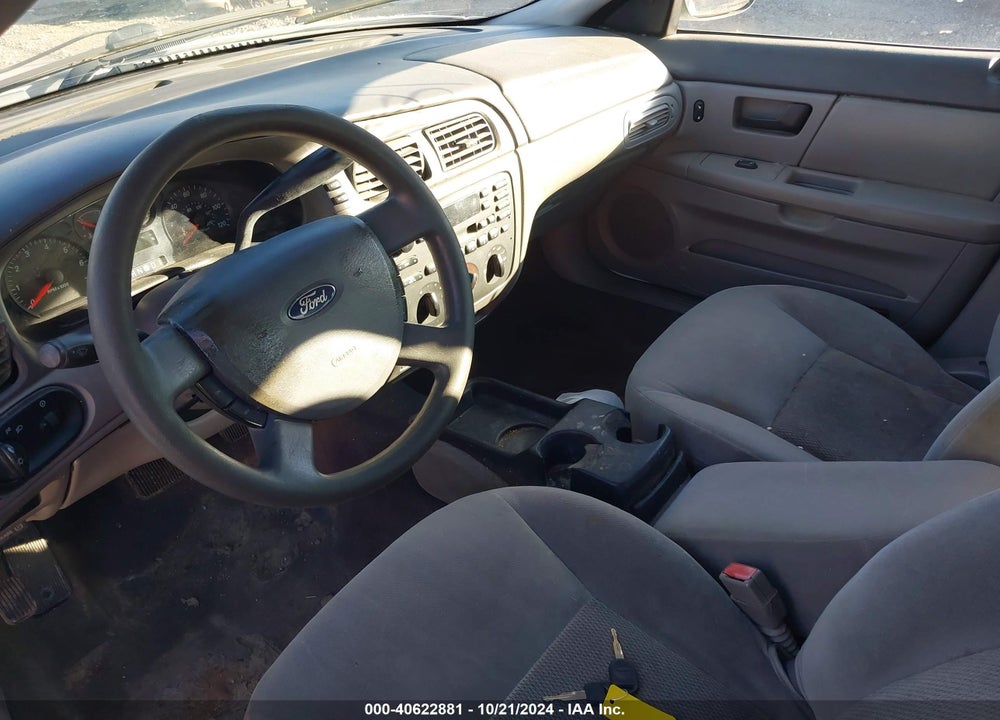 2005 FORD TAURUS SE VIN: 1FAFP53U85A217143