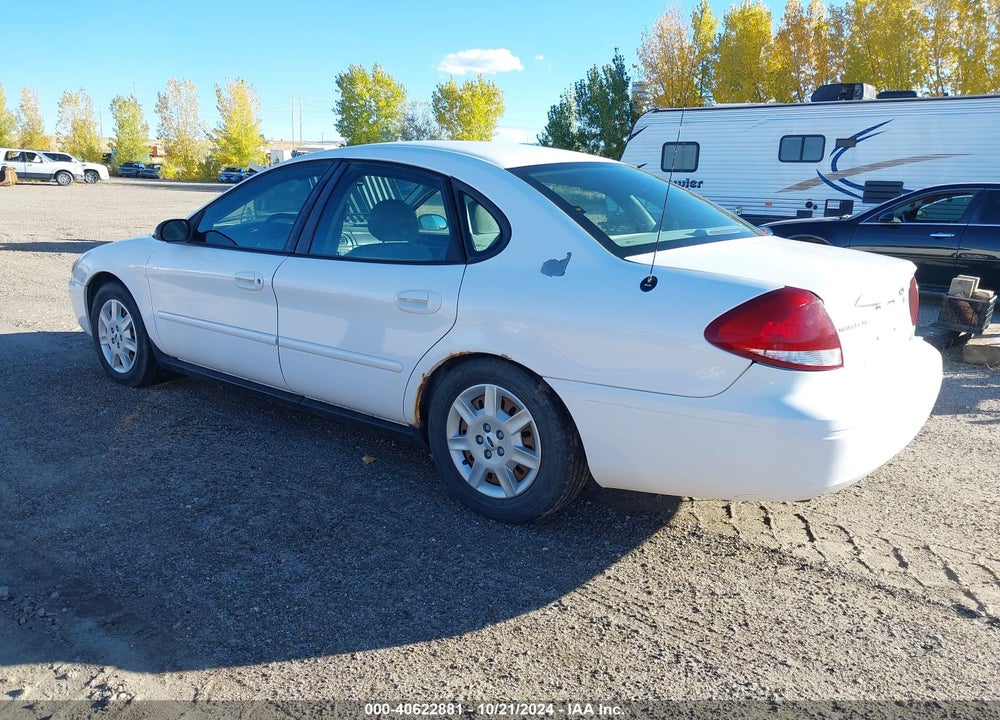 2005 FORD TAURUS SE VIN: 1FAFP53U85A217143