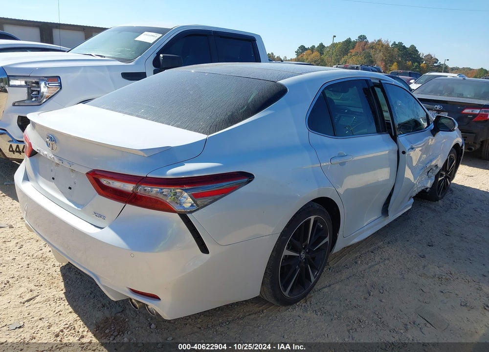 2018 TOYOTA CAMRY XSE VIN: 4T1B61HK0JU645451