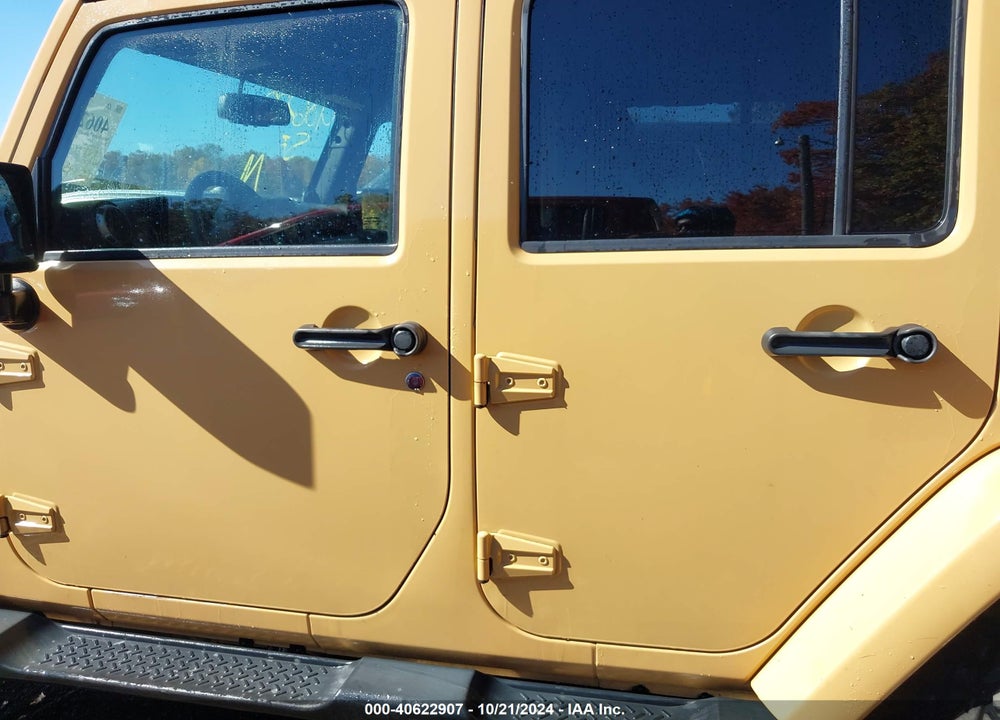 2014 JEEP WRANGLER UNLIMITED SAHARA VIN: 1C4BJWEGXEL149035