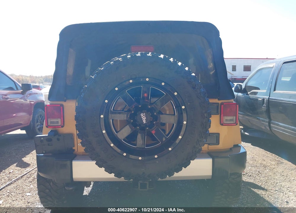 2014 JEEP WRANGLER UNLIMITED SAHARA VIN: 1C4BJWEGXEL149035