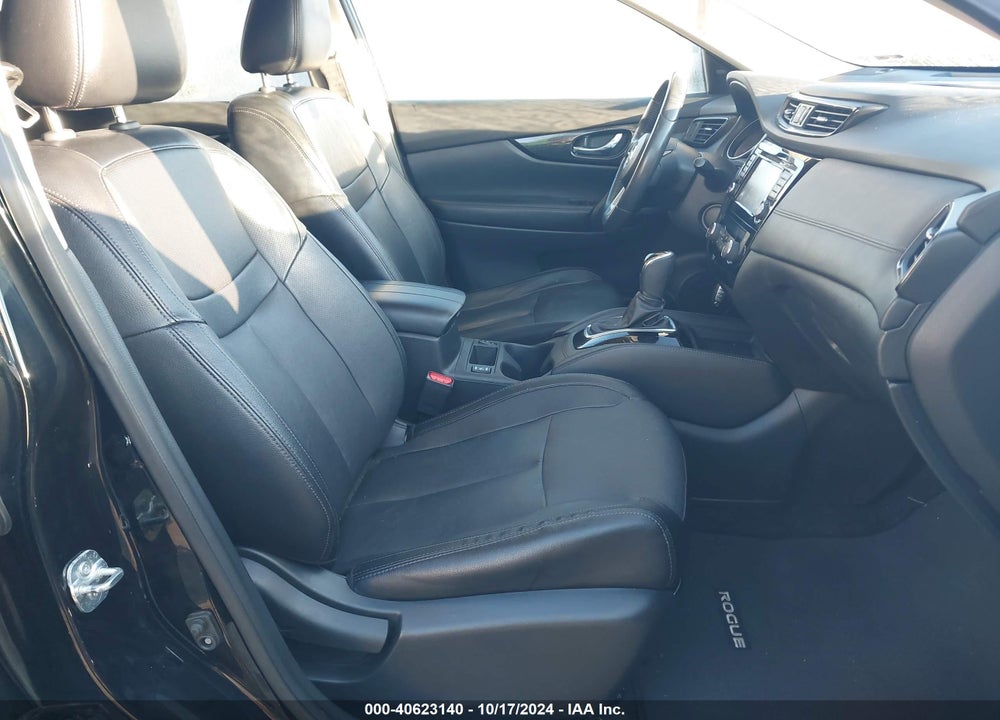 2017 NISSAN ROGUE SL VIN: 5N1AT2MV1HC833471