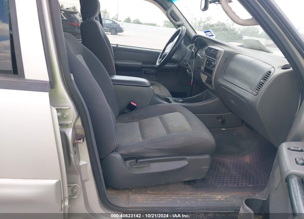 2004 FORD EXPLORER SPORT TRAC ADRENALIN/XLS/XLT VIN: 1FMDU67K44UA15546