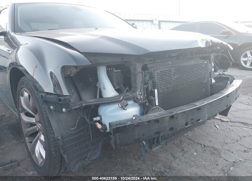 2018 CHRYSLER 300 LIMITED VIN: 2C3CCAEG2JH123364