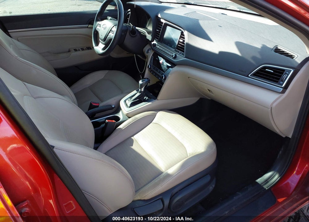 2017 HYUNDAI ELANTRA LIMITED VIN: 5NPD84LF0HH073773