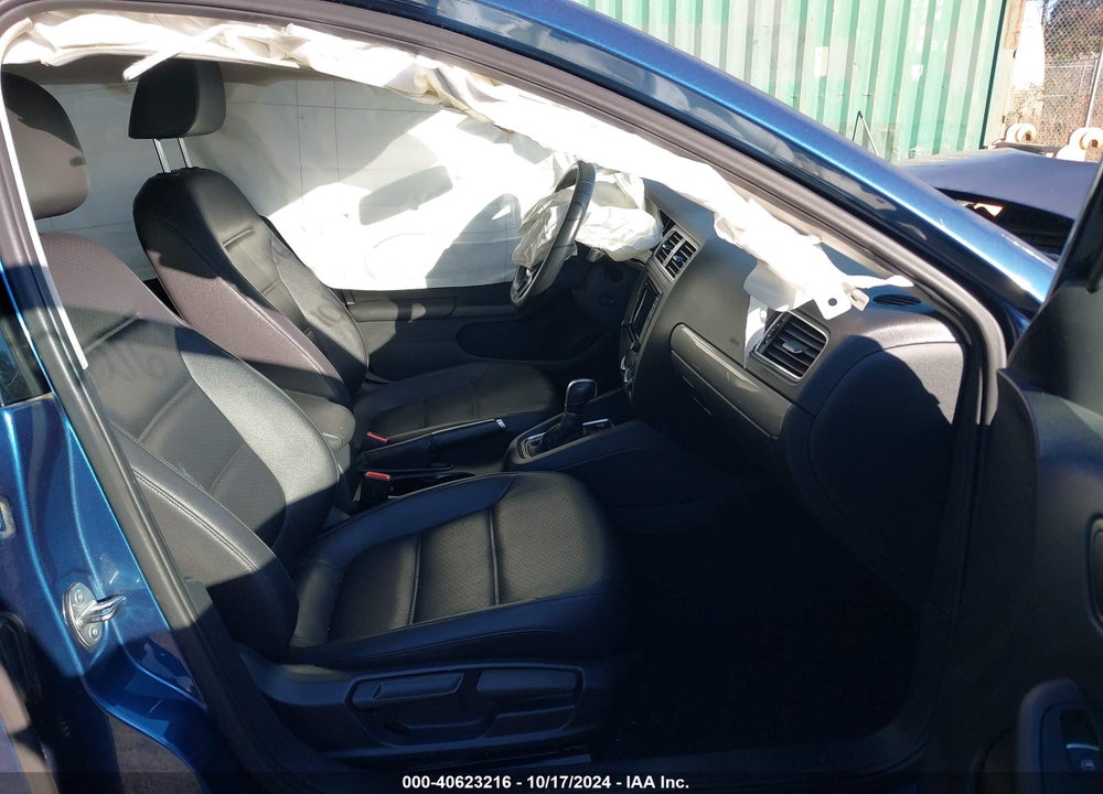 2016 VOLKSWAGEN JETTA 1.4T SE VIN: 3VWD67AJ5GM357310