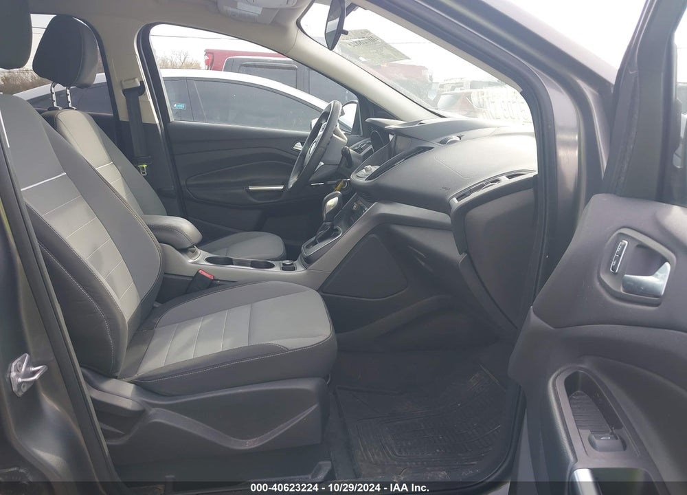 2014 FORD ESCAPE SE VIN: 1FMCU0GX3EUA92351