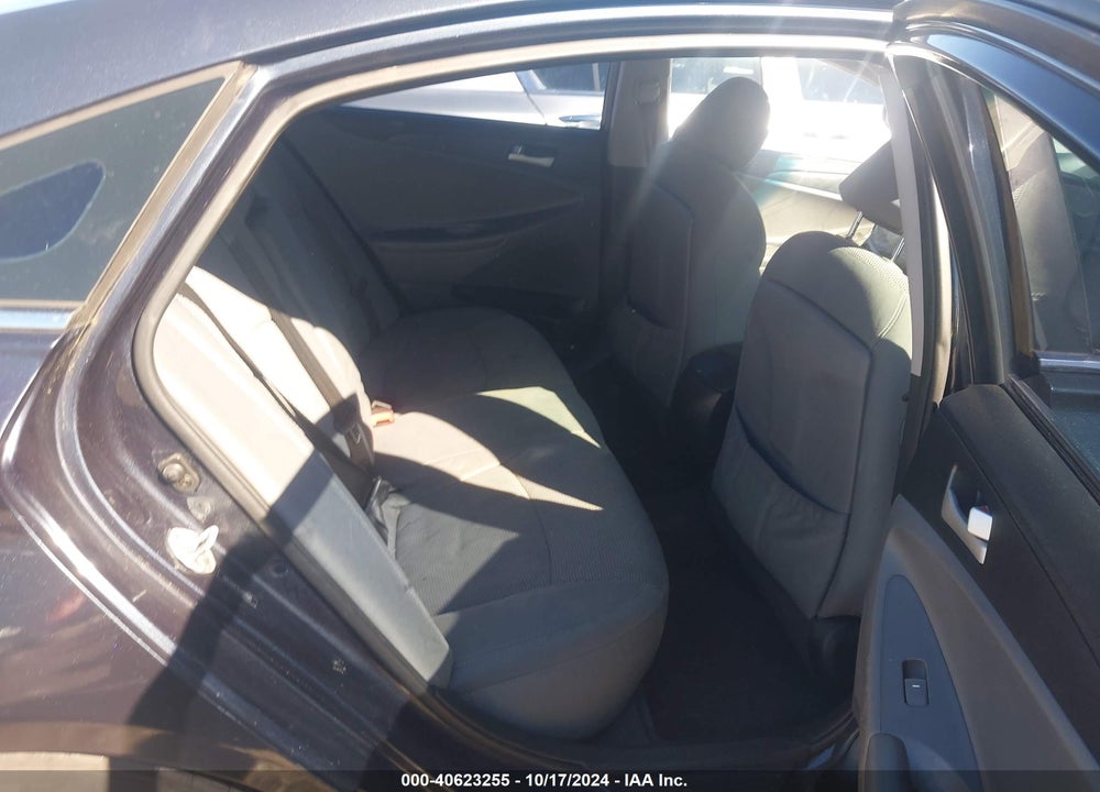 2014 HYUNDAI SONATA GLS VIN: 5NPEB4AC1EH850925
