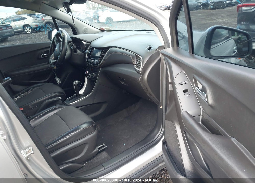 2018 CHEVROLET TRAX LT VIN: KL7CJLSB1JB639470