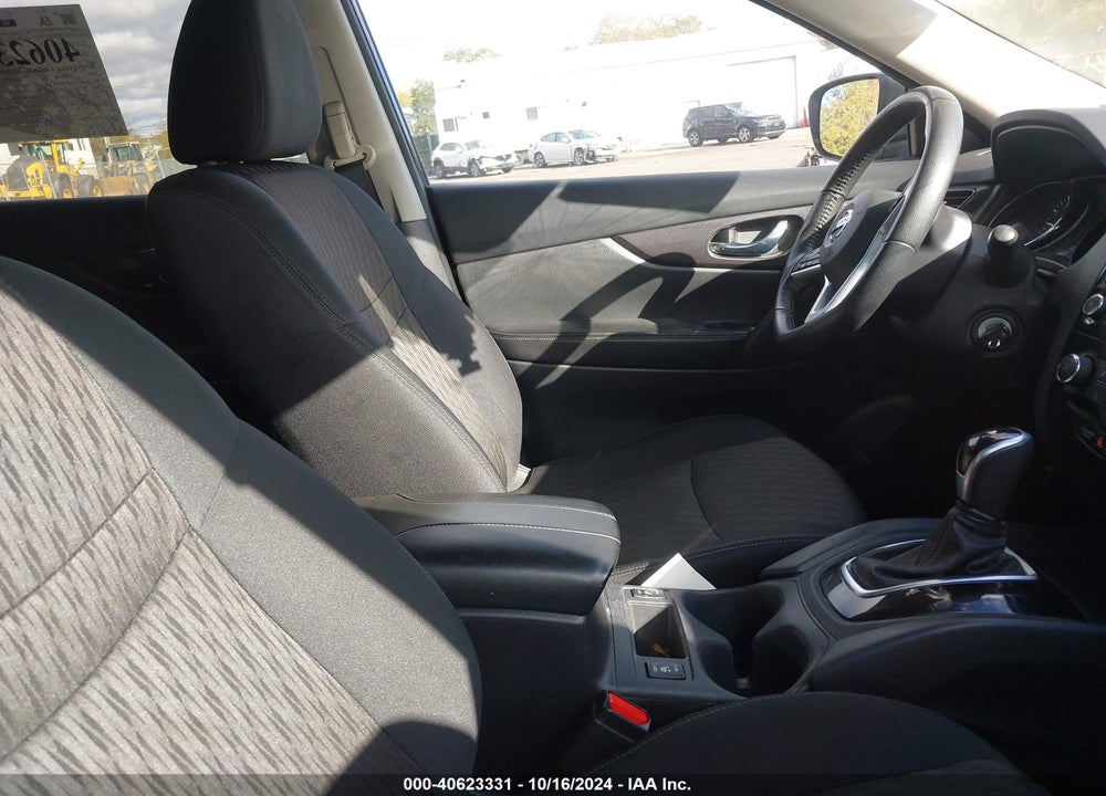 2019 NISSAN ROGUE S VIN: 5N1AT2MV6KC817077