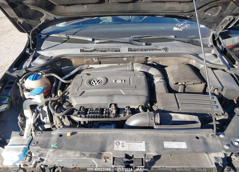 2015 VOLKSWAGEN JETTA 1.8T SE VIN: 3VWD07AJ4FM266514