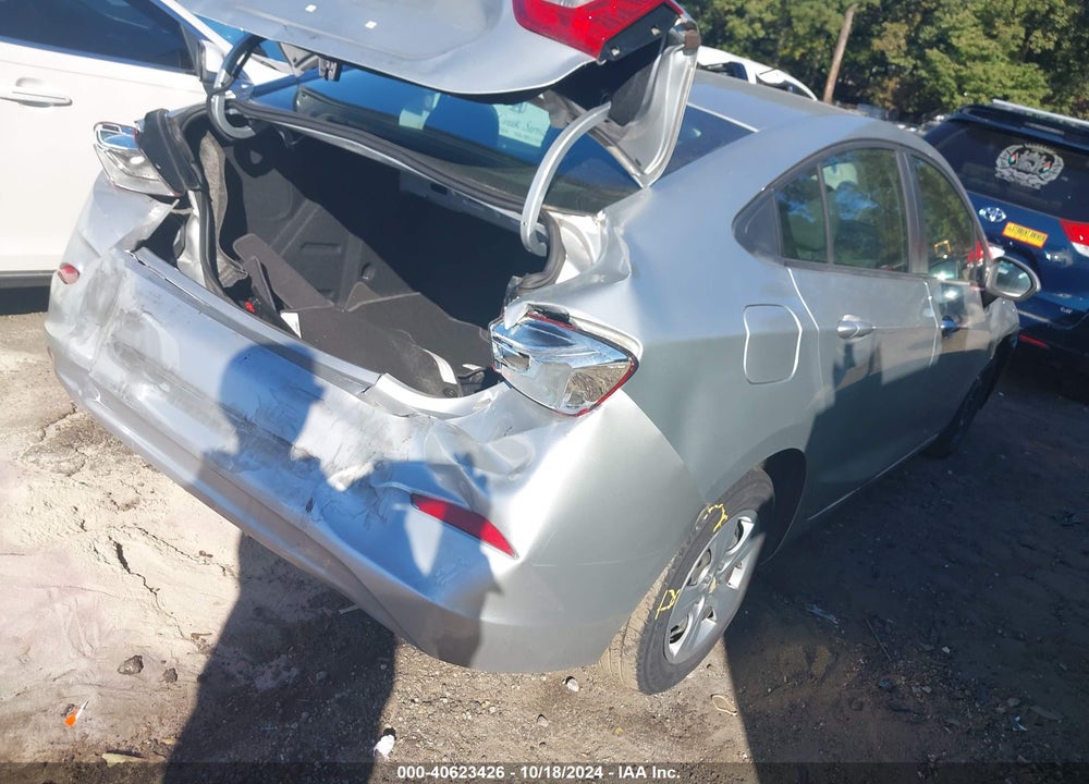 2018 CHEVROLET CRUZE LS AUTO VIN: 1G1BC5SM7J7171665