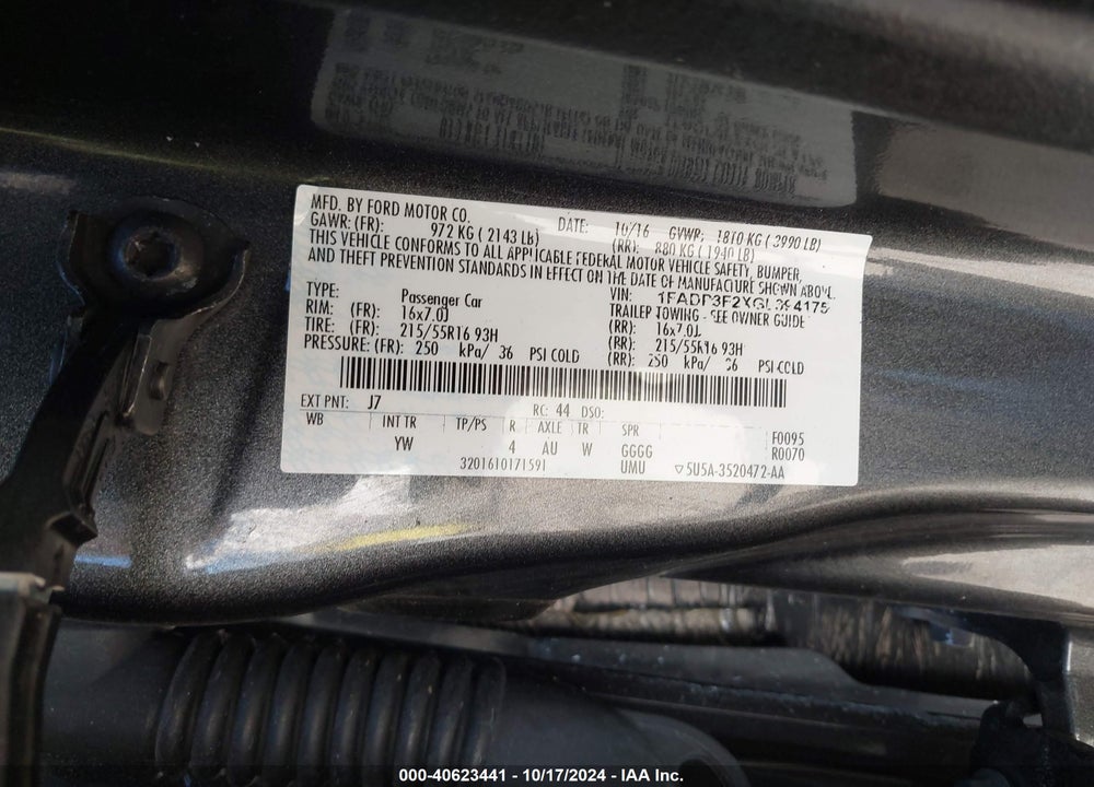 2016 FORD FOCUS SE VIN: 1FADP3F2XGL394175