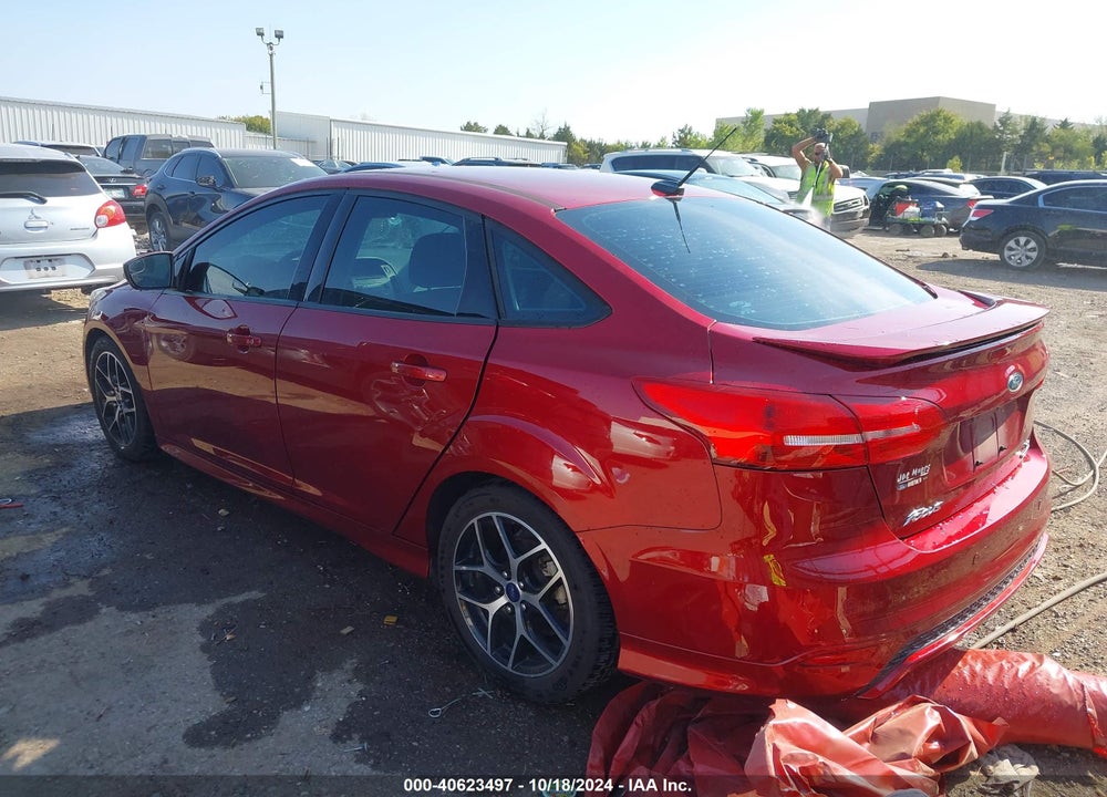 2015 FORD FOCUS SE VIN: 1FADP3F21FL356560