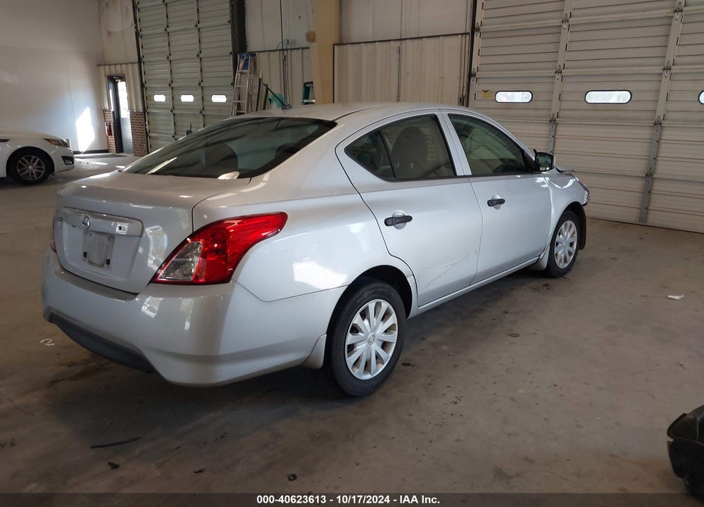 2019 NISSAN VERSA 1.6 S+ VIN: 3N1CN7AP1KL879505