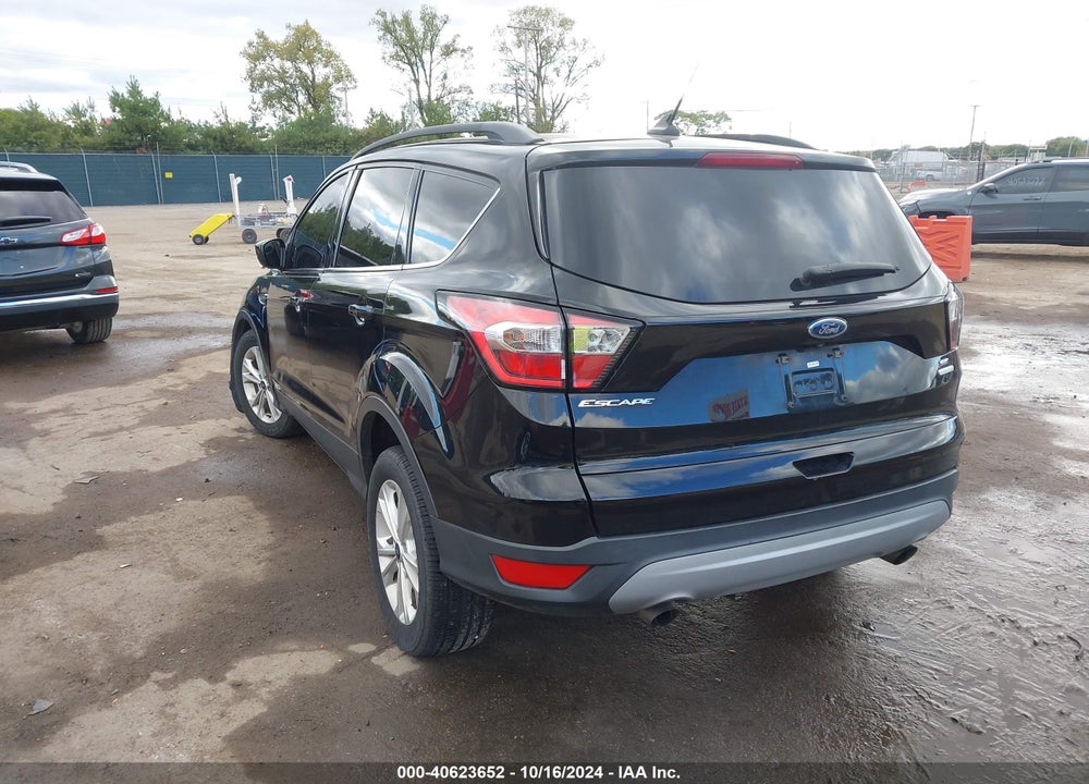 2018 FORD ESCAPE SE VIN: 1FMCU0GD3JUD57818