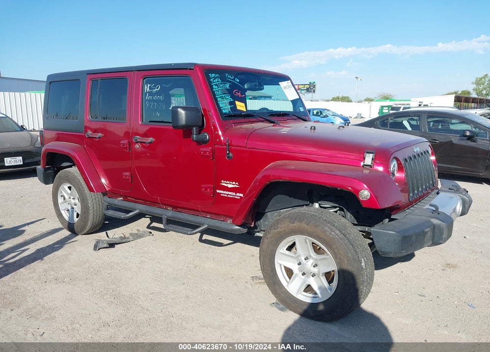 2013 JEEP WRANGLER UNLIMITED SAHARA VIN: 1C4BJWEG3DL590715
