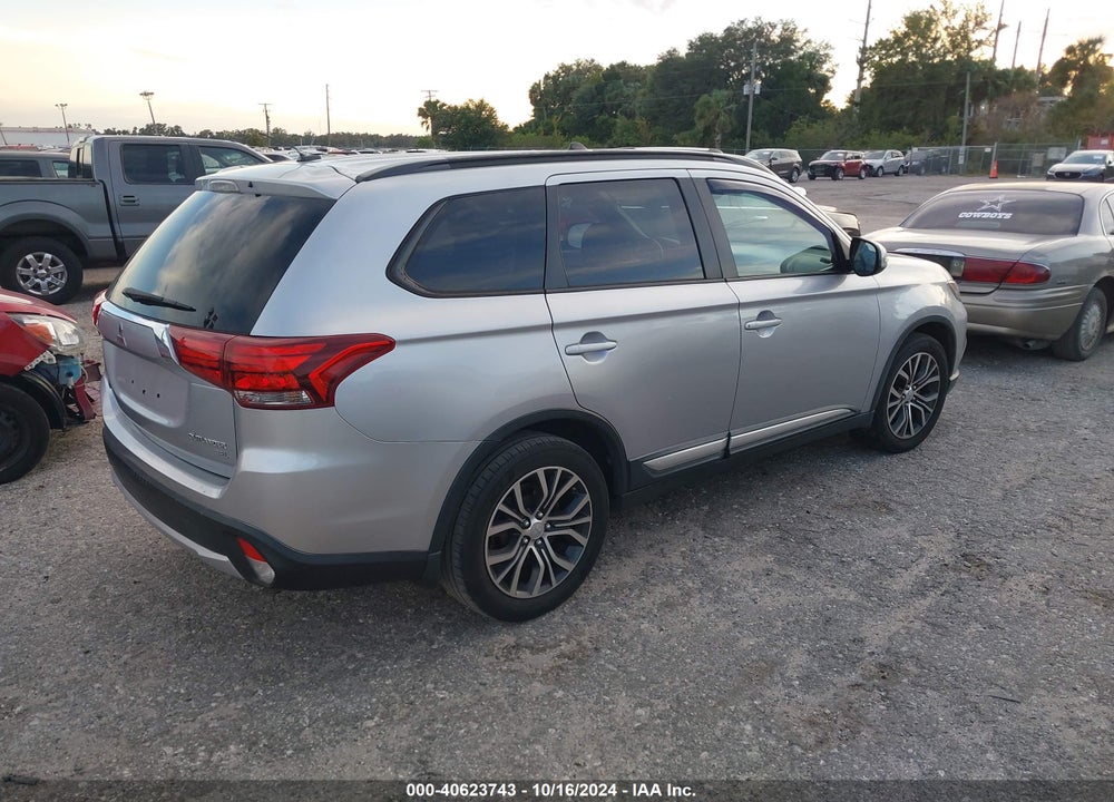 2016 MITSUBISHI OUTLANDER SEL VIN: JA4AD3A38GZ055377