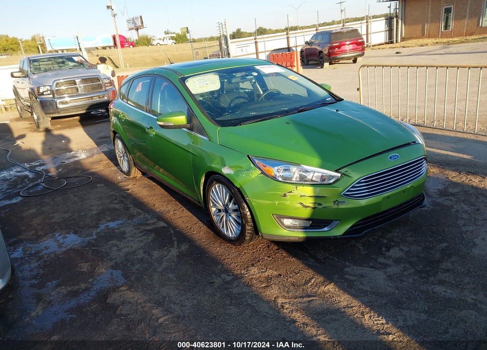 2018 FORD FOCUS TITANIUM VIN: 1FADP3N26JL273183