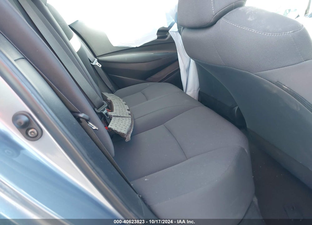 2022 TOYOTA COROLLA LE VIN: 5YFEPMAE3NP272073