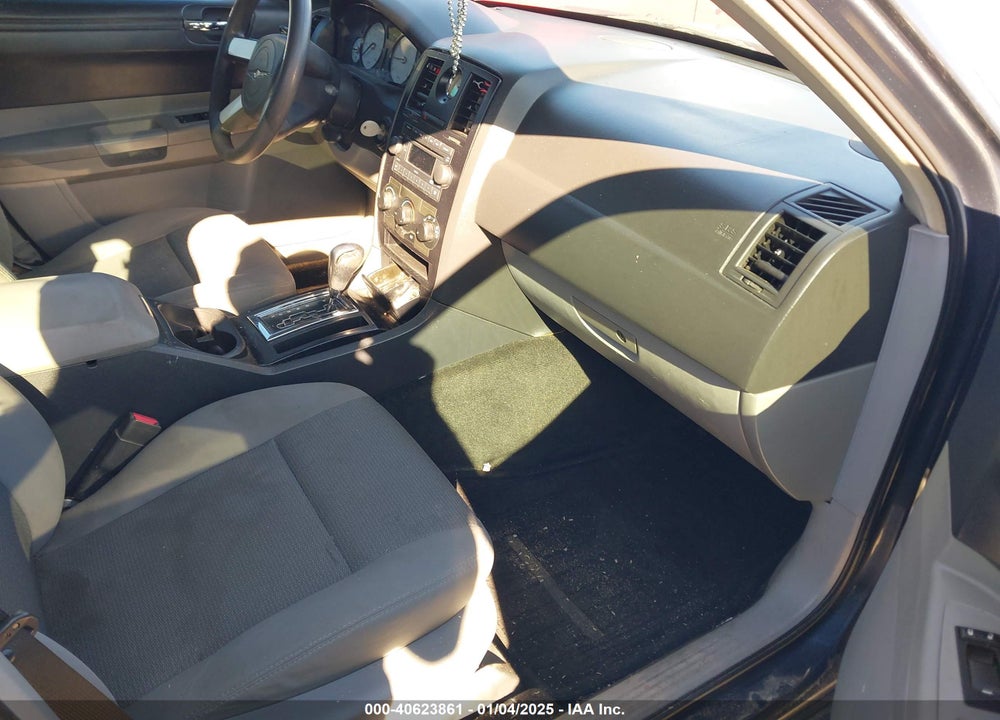 2007 CHRYSLER 300 VIN: 2C3KA43R37H639149